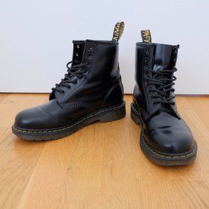 Dr Martens 1460 Smooth Black UK 8 Mens/Unisex
